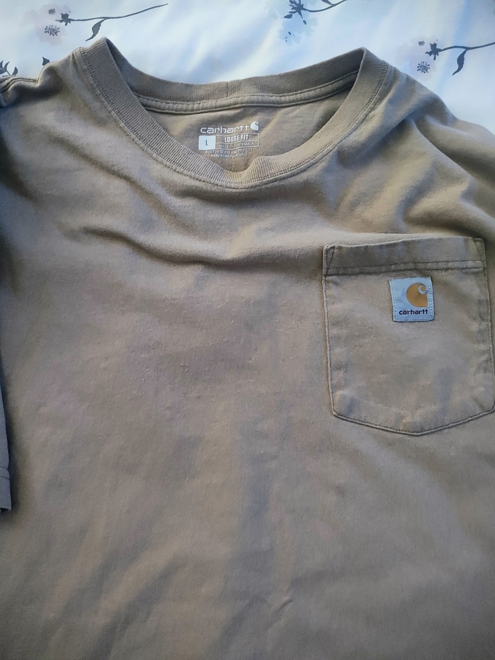 Carhartt Short-Sleeve Pocket Tee in Olive Drab